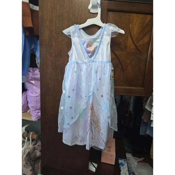 3t brand new disney princess elsa from frozen nightgown.Item 261 - Picture 1 of 1